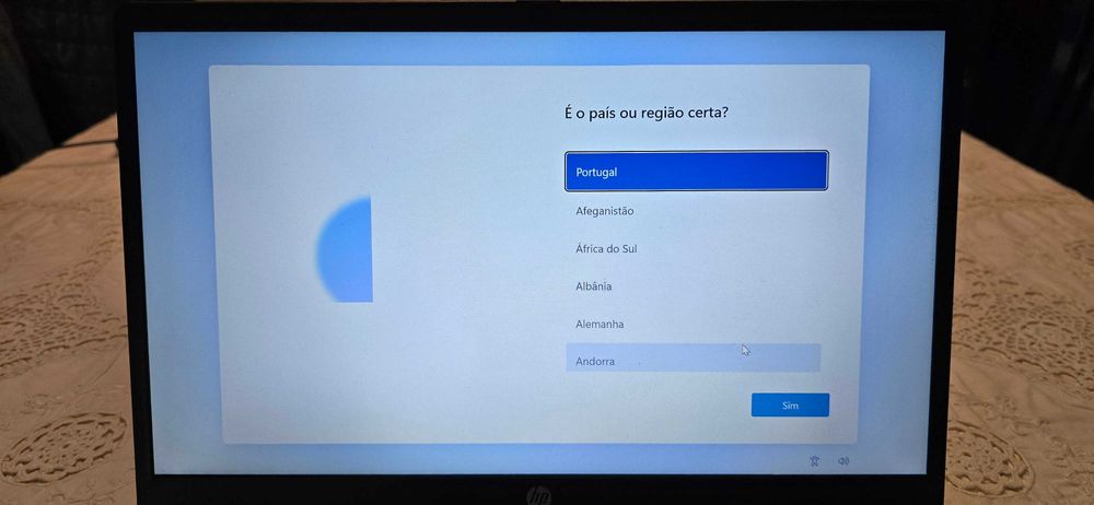 Portátil HP 14-EP0001NP