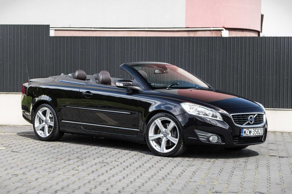 Zadbane VOLVO C70 T5 2.5 turbo POLESTAR 265 hp >> PO PROSTU ZACHWYCA!