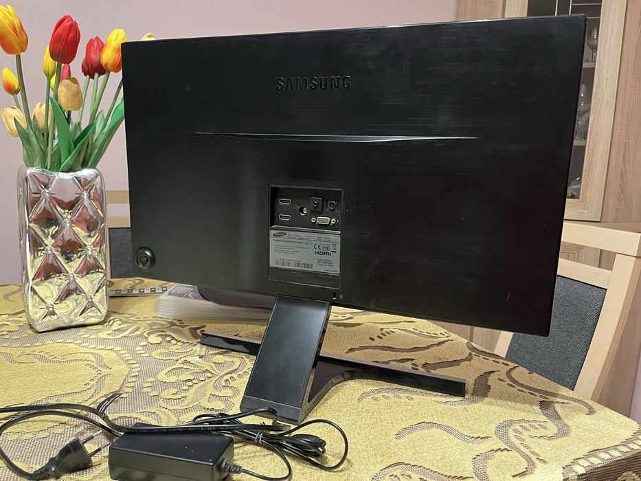 Monitor Samsung 24 cale 60hz