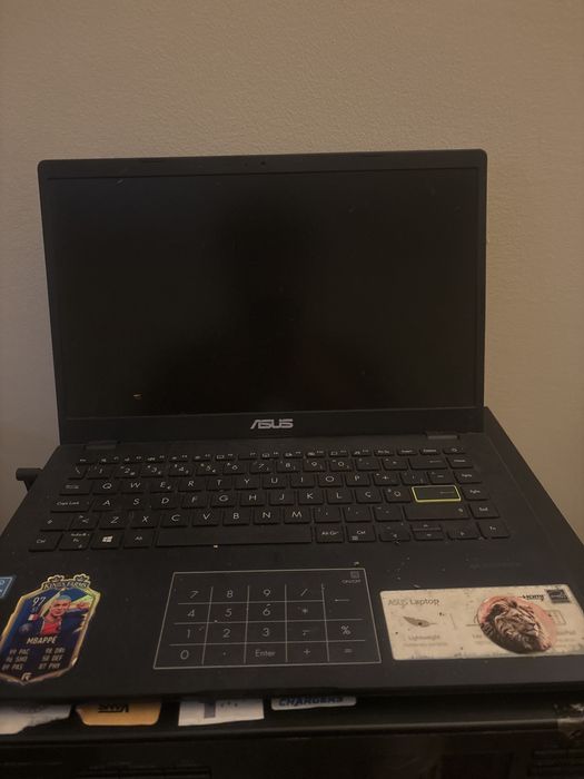 Portatil Asus azul