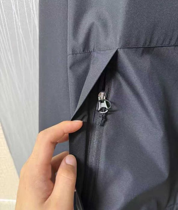 Kurtka softshell z kapturem marki The North Face / S