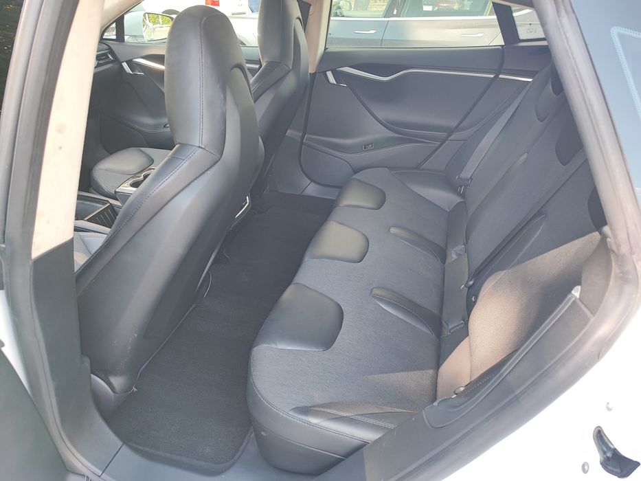 Аренда Tesla Model S