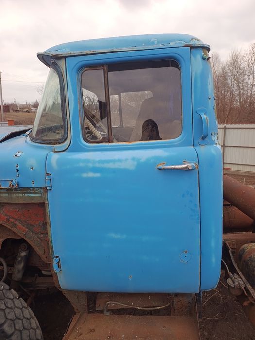 ЗИЛ 130 ціляком без док