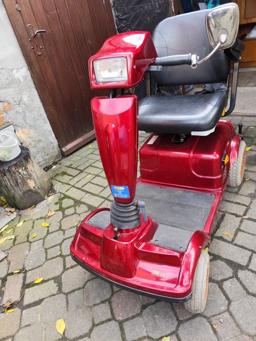 Wózek elektryczny inwalidzki