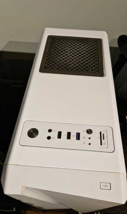 Komputer i5 9600k GTX 1660 SUPER + mysz i klawiatura