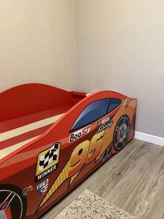 Детская кровать машина 170*80