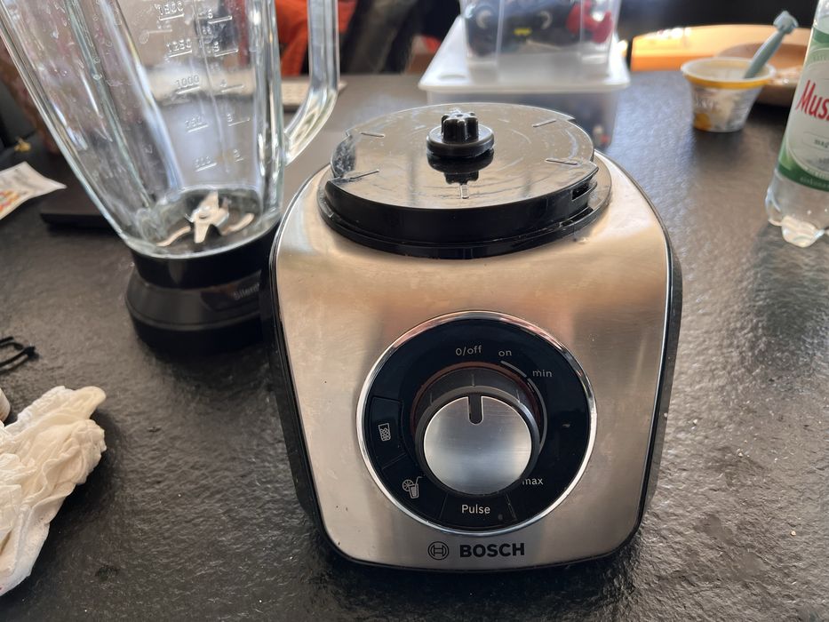 Blender kielichowy Bosch SilentMixx 800W | Szklany kielich ThermoSafe