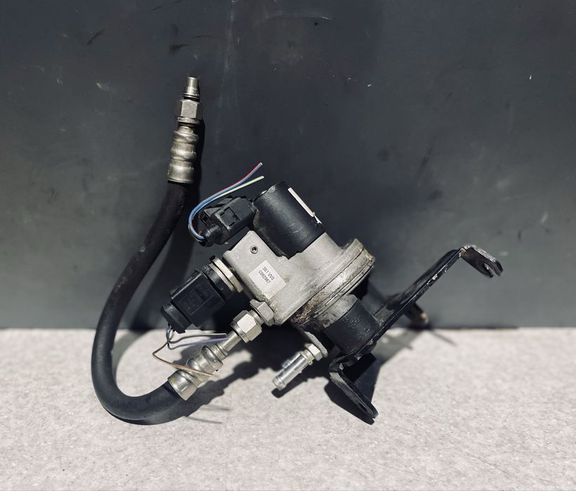 Регулятор палива топливної рейки Caddy BSX 2.0 топлива Touran Passat