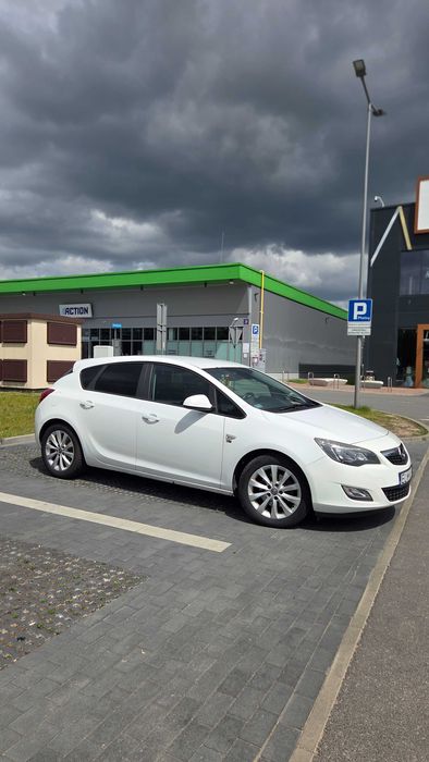 Opel Astra J 2012r