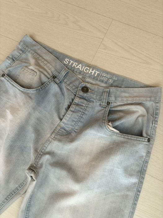 Calças de ganga em bom estado