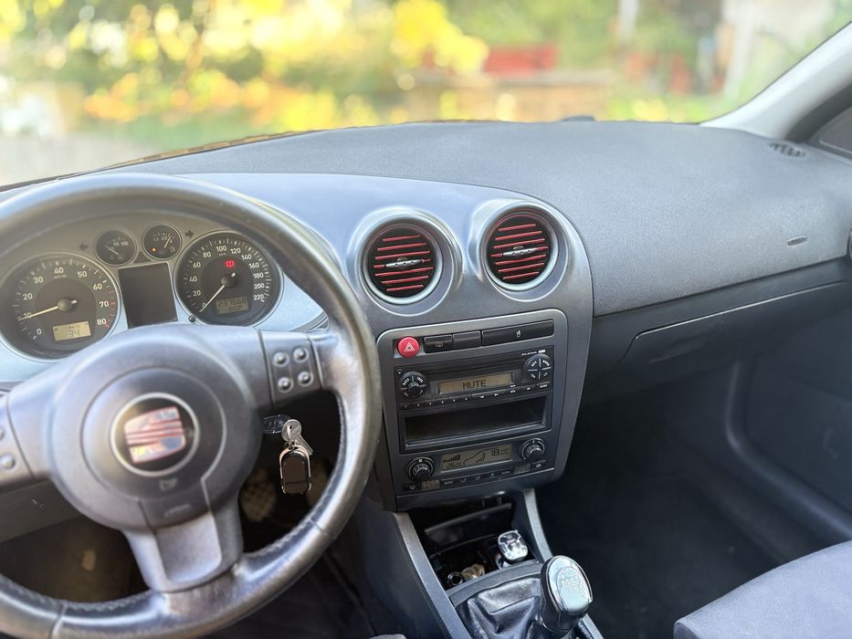 SEAT Ibiza — fotografia 7