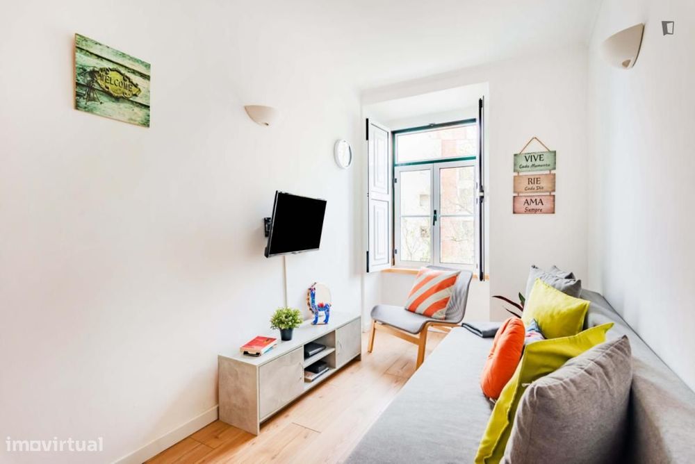 Apartamento com 2 quartos - localizado em Arroios Lisbon