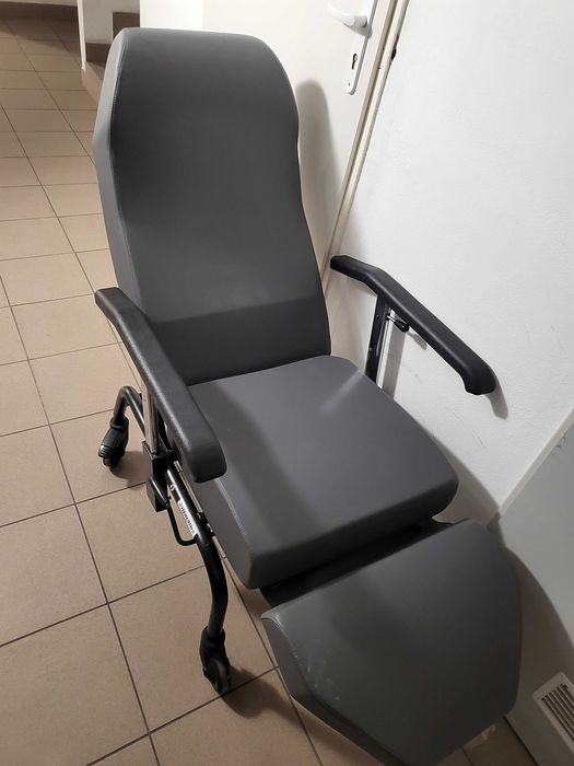 Fotel z możliwością leżenia dla osoby niepełnosprawnej, starszej Radom