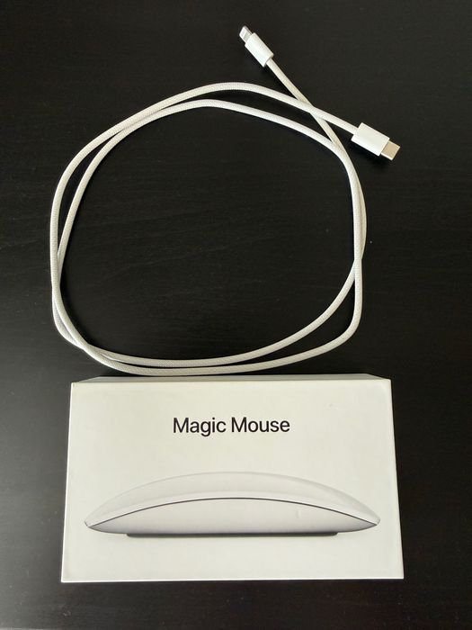Magic Mouse USB-C Branco Apple com Caixa - COMO NOVO