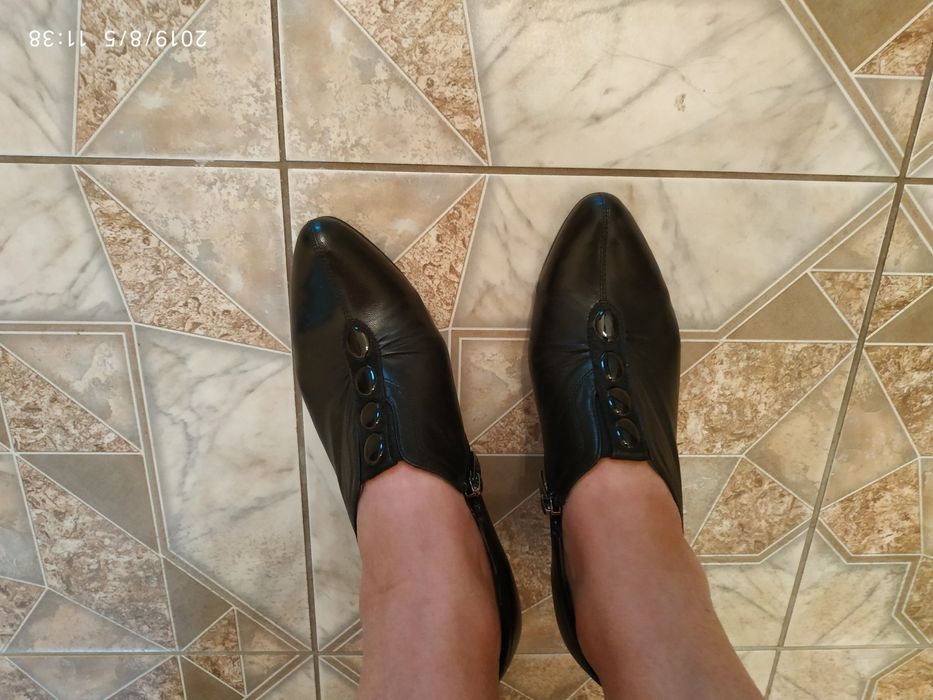 Кожаные модельные туфли