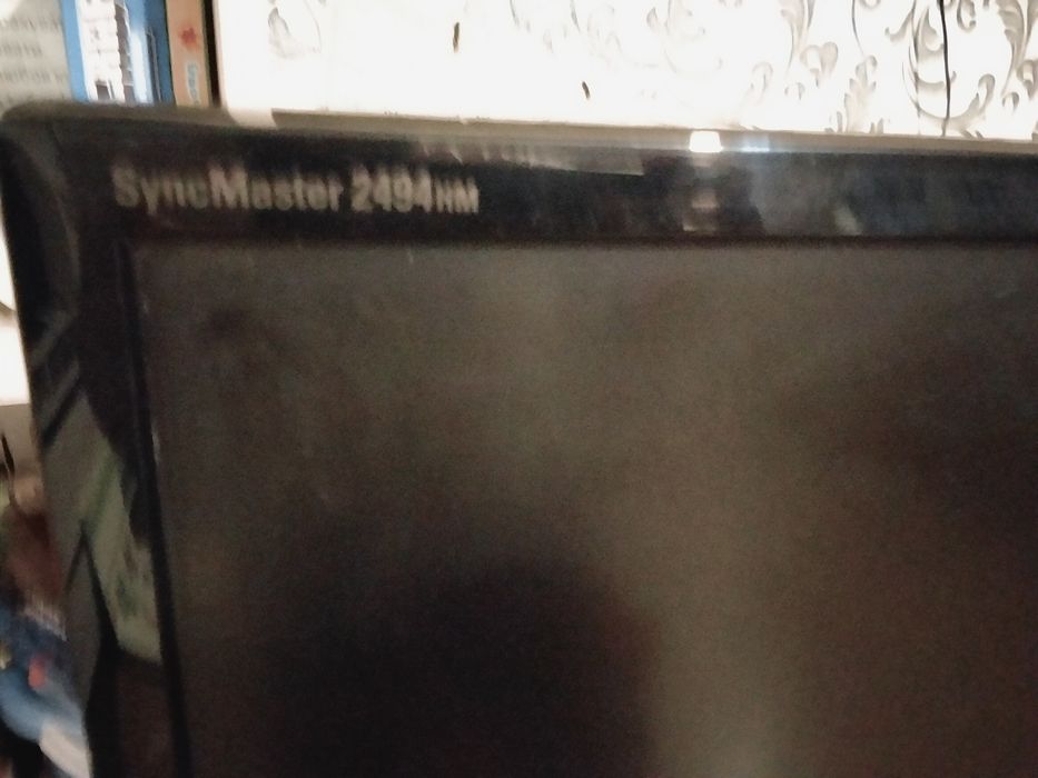 Монітор ,телевізор 24 та  монітор19