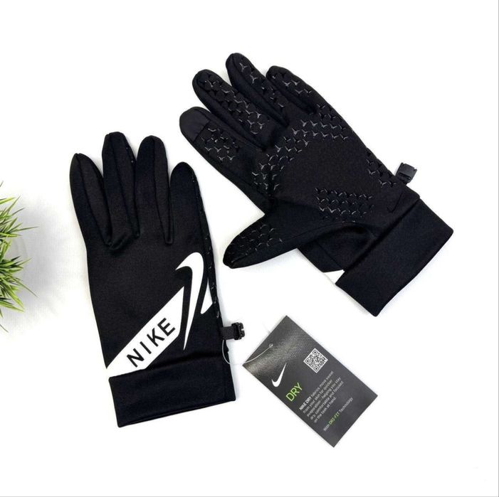 Rękawiczki zimowe Nike M – ciepłe, dotykowe, czarne | Fleece