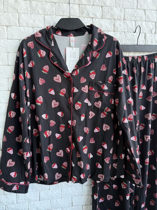 Жіноча піжама з сердечками — м’яка, затишна та стильна