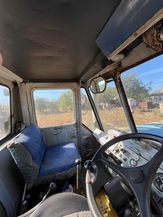 Поодам Трактор т 150к з плугом ЯМЗ 238