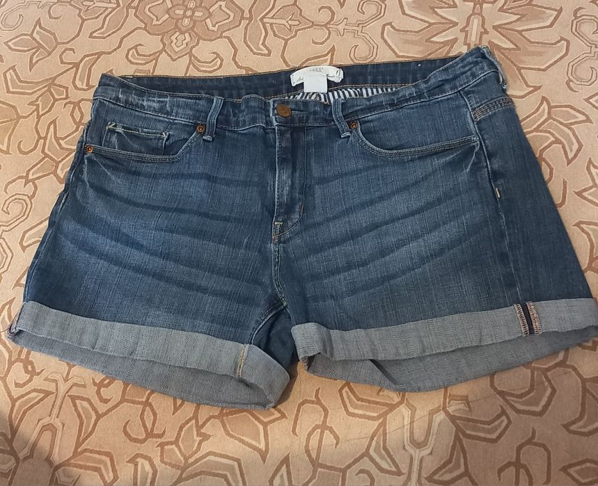 Шорти джинсові жіночі H&M, розмір L.