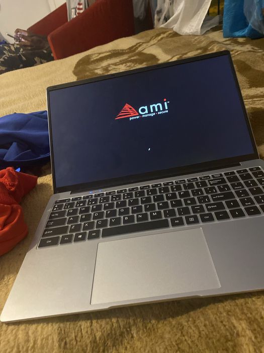 Ami brand computer498054665140981761