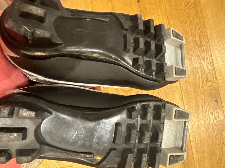 Buty biegowe Rossignol rozmiar 29, 19 cm wkladka