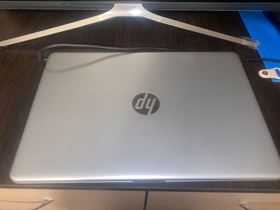 Ноутбук HP Ryzen Serie 5 Natural Silver