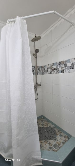 Гарна квартира в Херсоні . Будинок цегла .