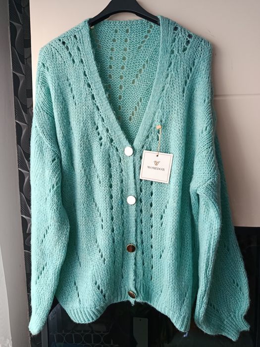 Sweterek damski włoski biust 120