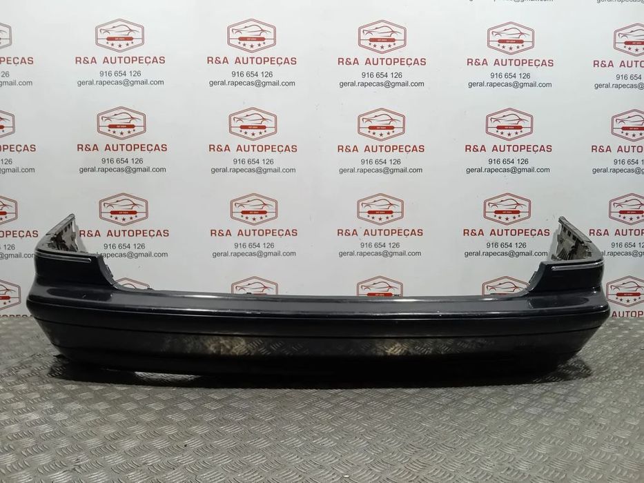 Parachoques Tras Mercedes Class C W203 com sensores A2038850314