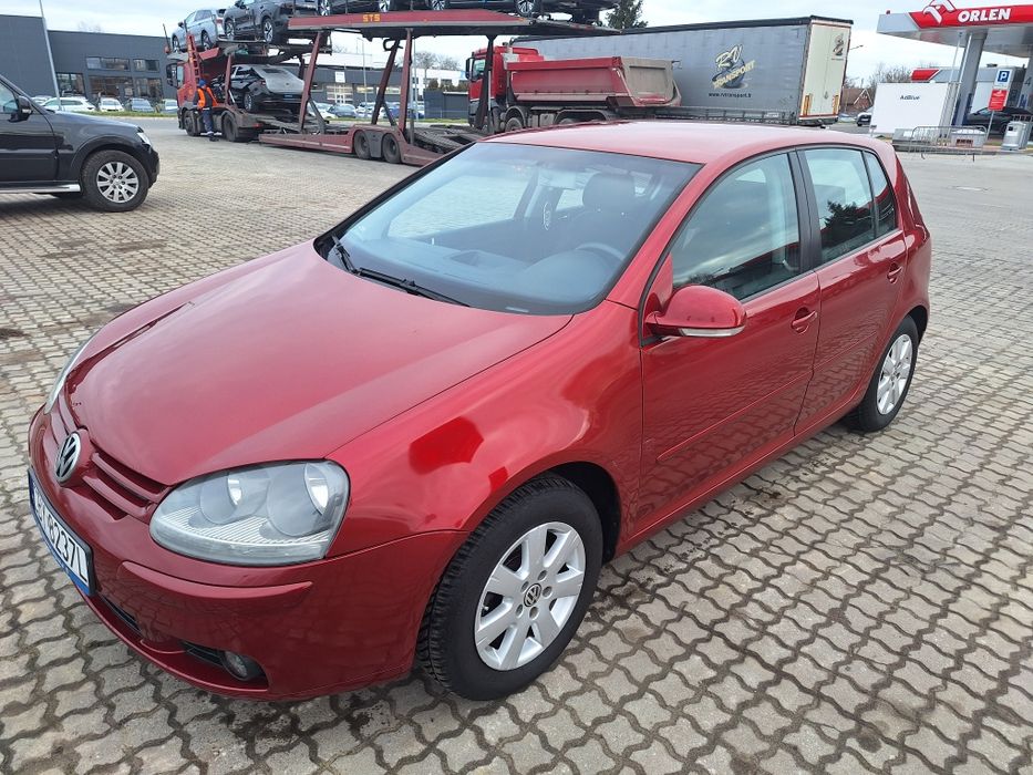 Volkswagen Golf V 1.4 benzyna rok 2004 bardzo zadbany