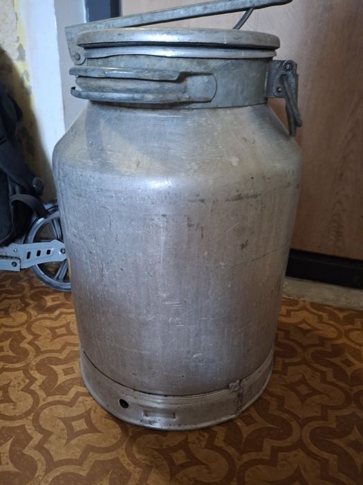 Продам бідон 40 л