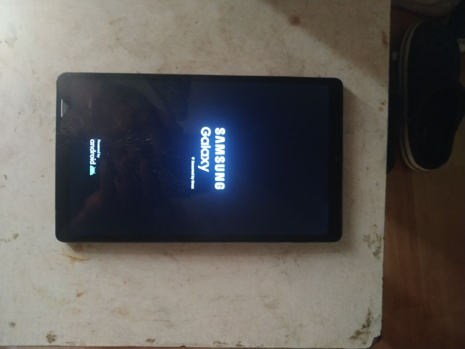 Продам планшет Самсунг Таб 7 Lite.