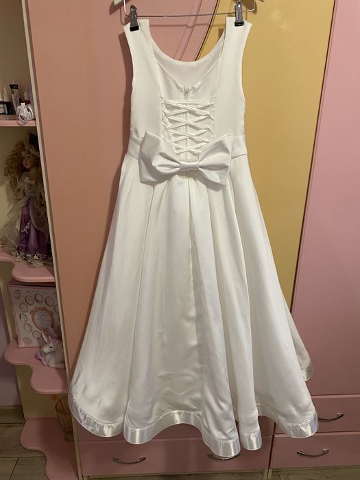 Плаття на причастя