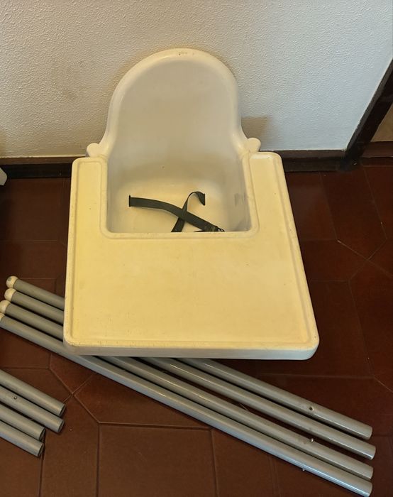 Cadeira de Refeição Ikea.