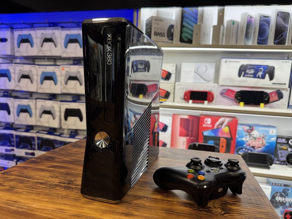 Xbox 360 slim 250gb б/у обмен