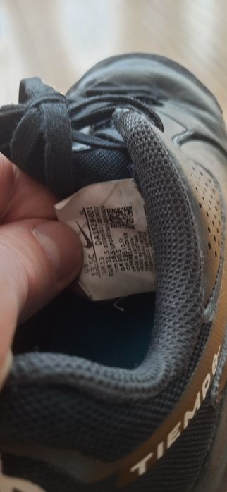 Halówki skórzane piłkarskie Nike Tiempo 31.5 EU/19.5 cm