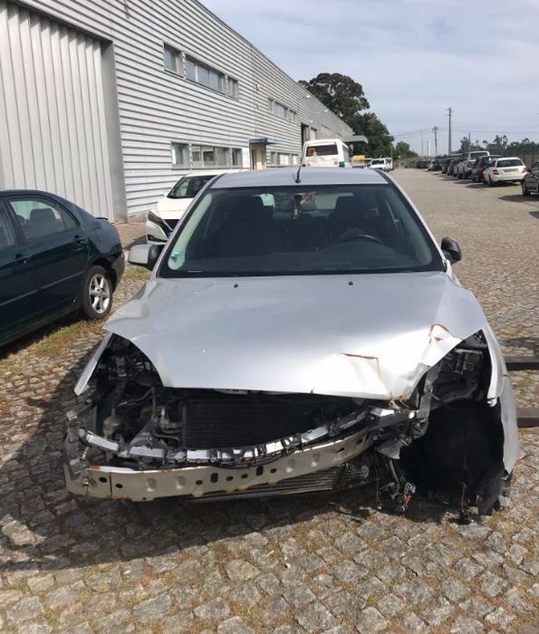 Ford Focus II 1.6 TDCi 110cv 5P 2005 - Para Peças