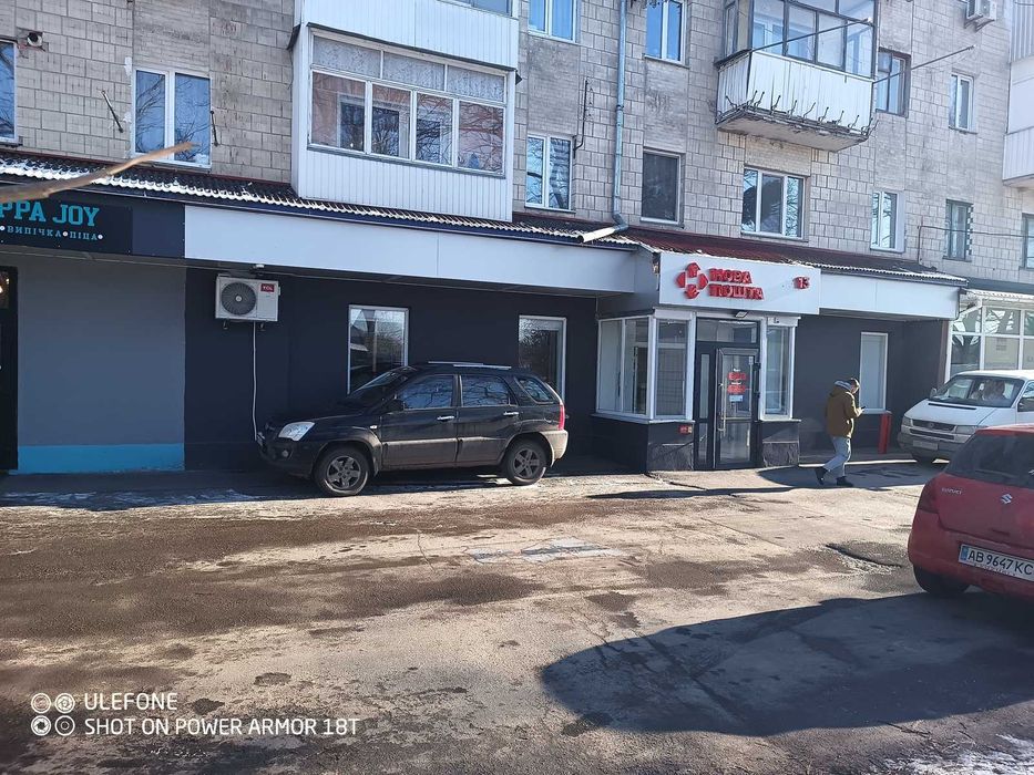 Продаж приміщення вільного призначення на Київській