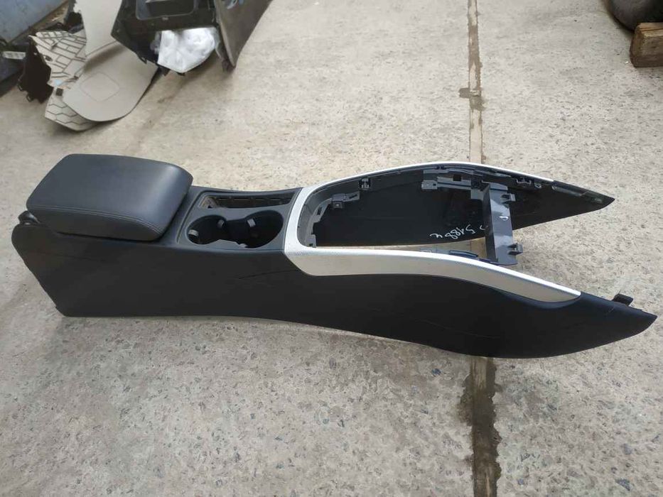 VAG A4 B8 08-16 Консоль центральна  DS5188 8K0864981D