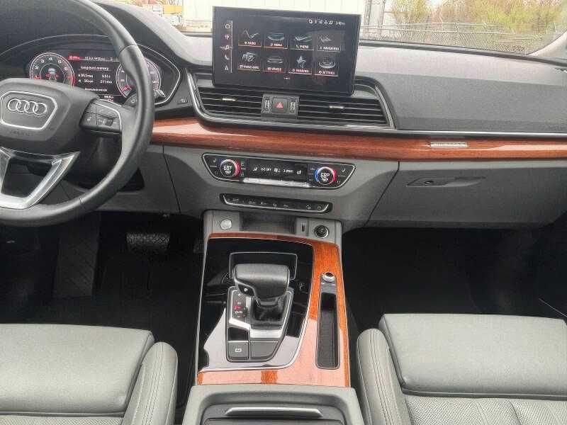 2021 Audi Q5 quattro Prestige 45 TFSI