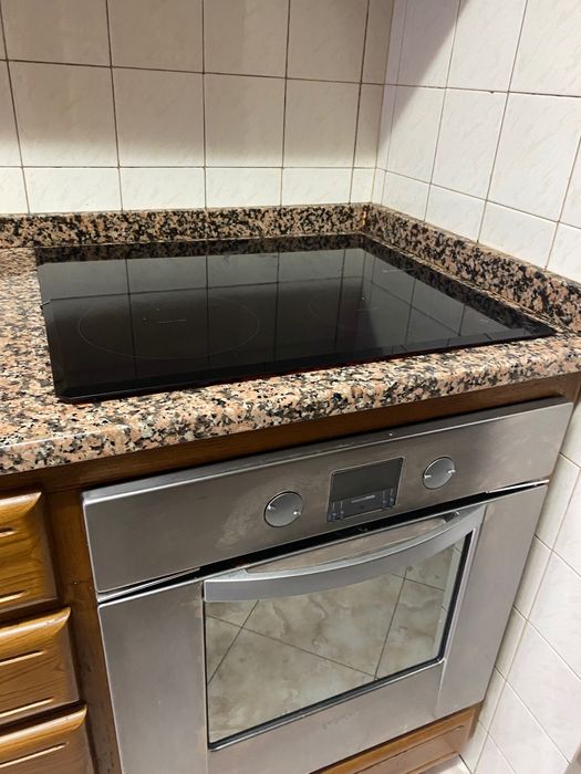 Vendo fogão de indução semi novo