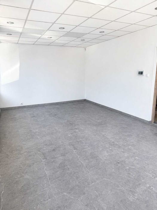 Nowoczesne biuro klasy premium w Nysie – elegancja, bezpieczeństwo i komfort pracy