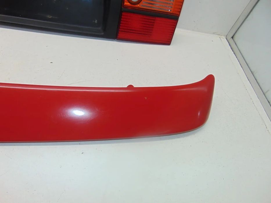 VW Jetta/Vento aeleron/Placa matrícula