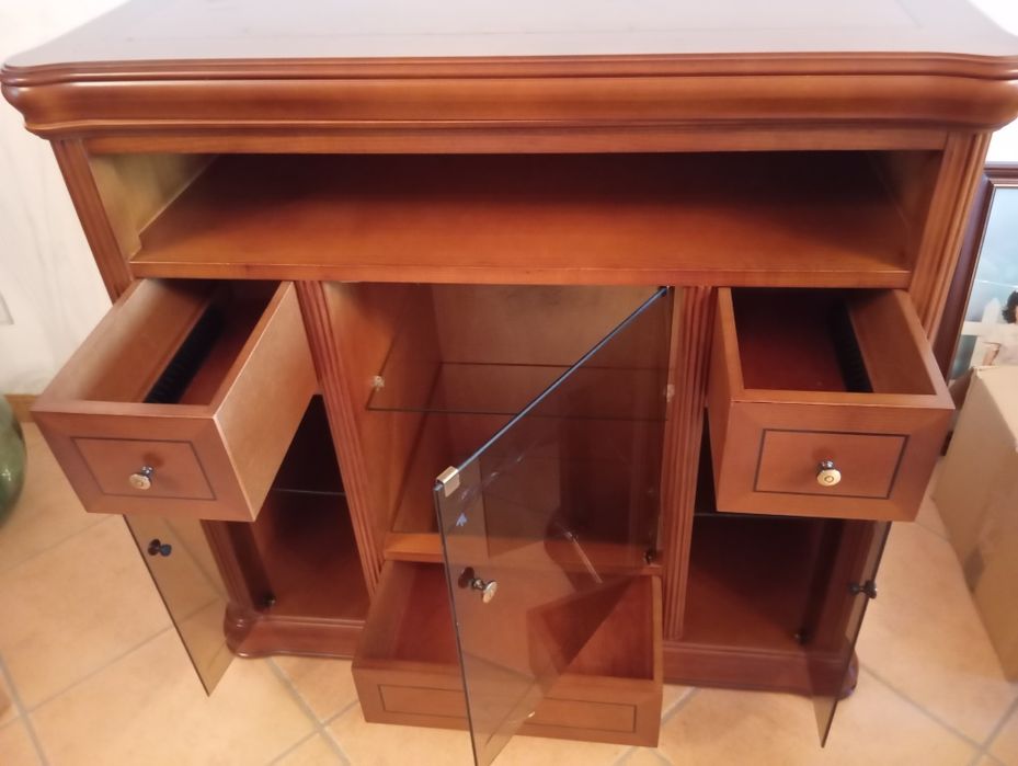 Móvel TV com tampo giratório