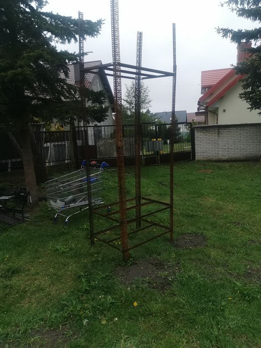 Sprzedam stelaże do stolików, regały