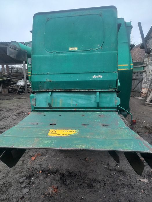 Комбайн Вольво 1130