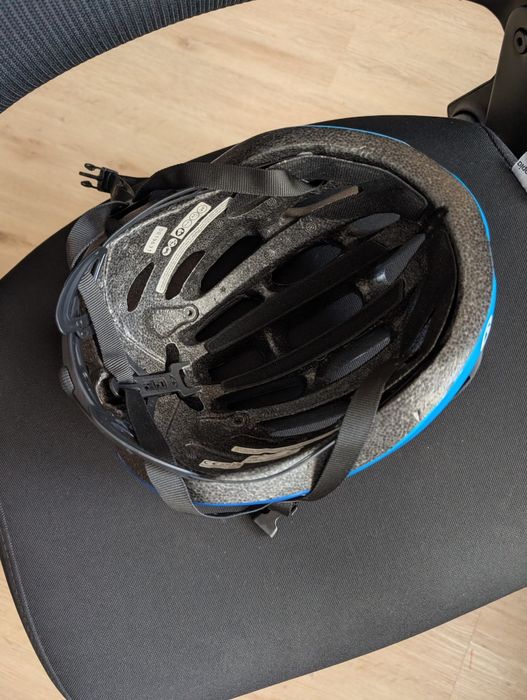 Capacete de Ciclismo Giro Angon – Azul – Como Novo