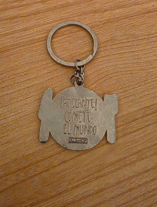 Porta‑chaves decorativo “Comer o Mundo”