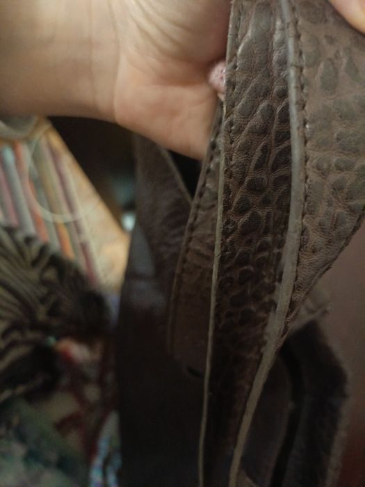 Czekoladowa torebka Mango